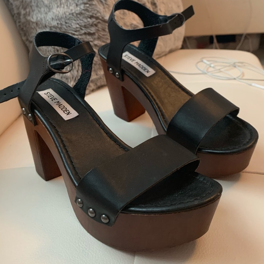 Steve Madden wedges